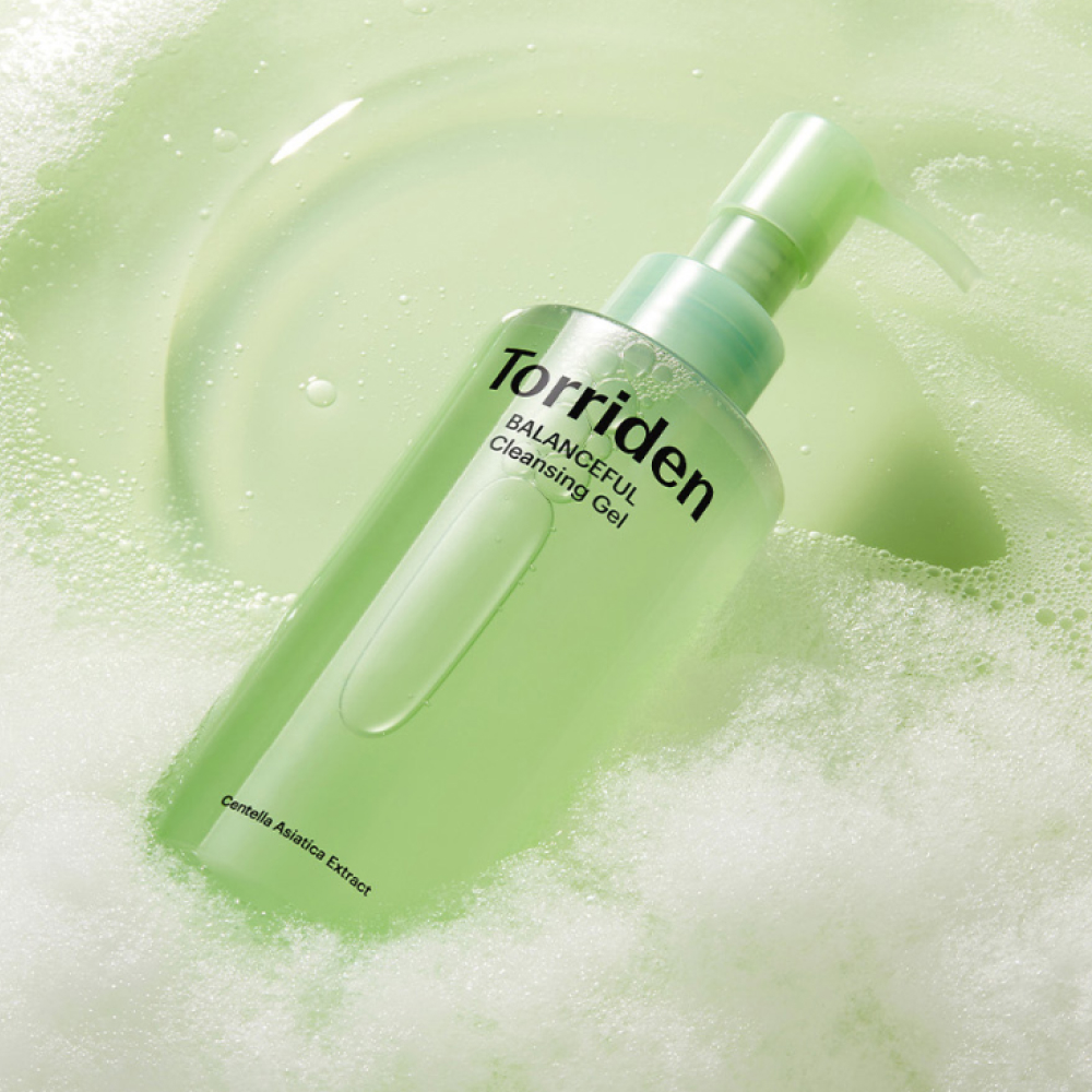Мягкий гель для умывания с CICA-комплексом Torriden Balanceful Cica Cleansing Gel