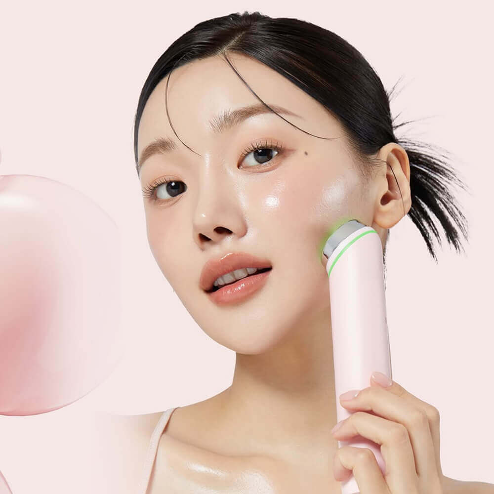 Микротоковый аппарат для ухода за кожей medicube AGE-R Booster Pro Pink