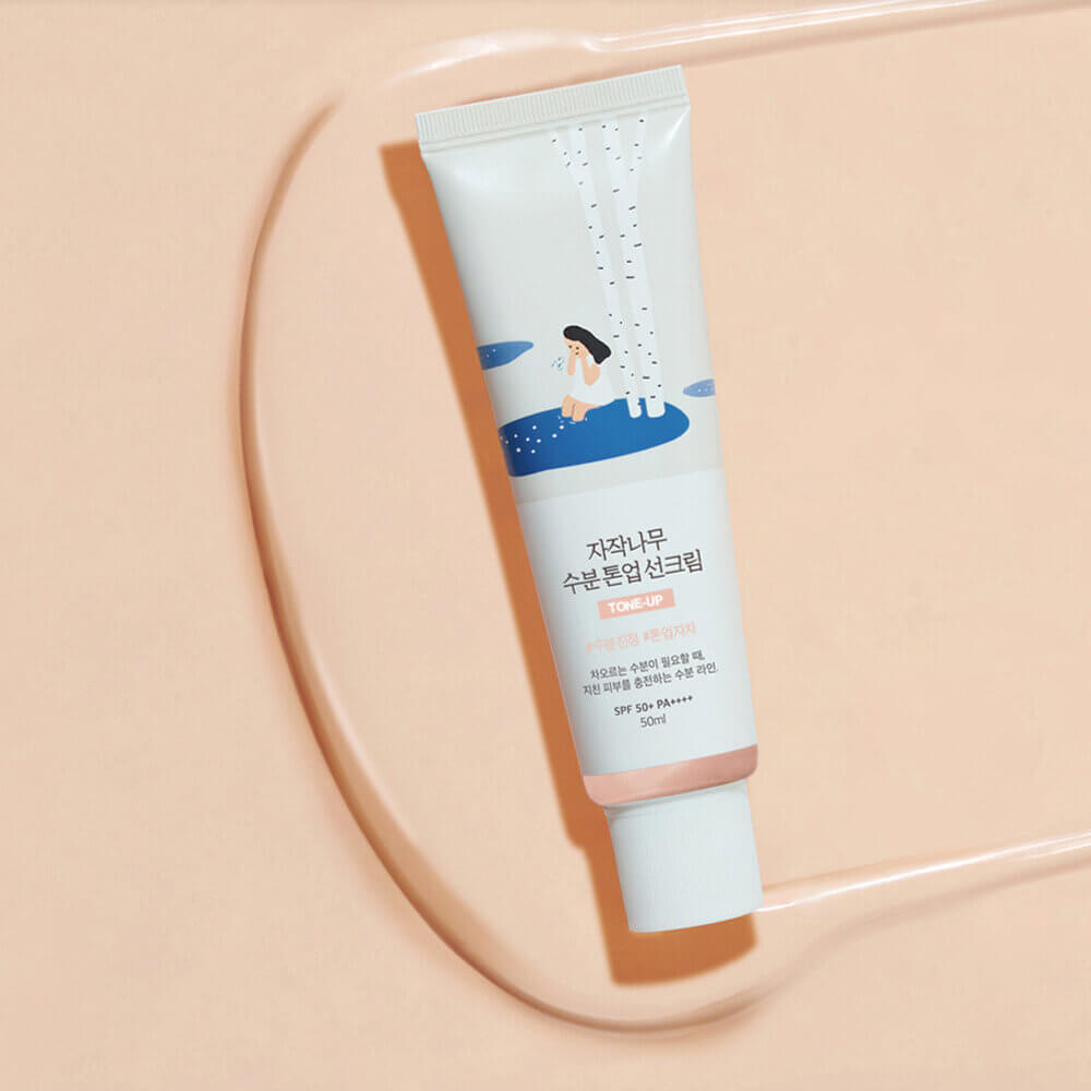 Тонирующий солнцезащитный крем Round Lab Birch Juice Moisturizing Tone-Up Sunscreen SPF50+ PA++++