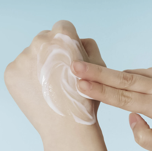 Skin1004 Hyalu-Teca Glass Skin Milk 210ml