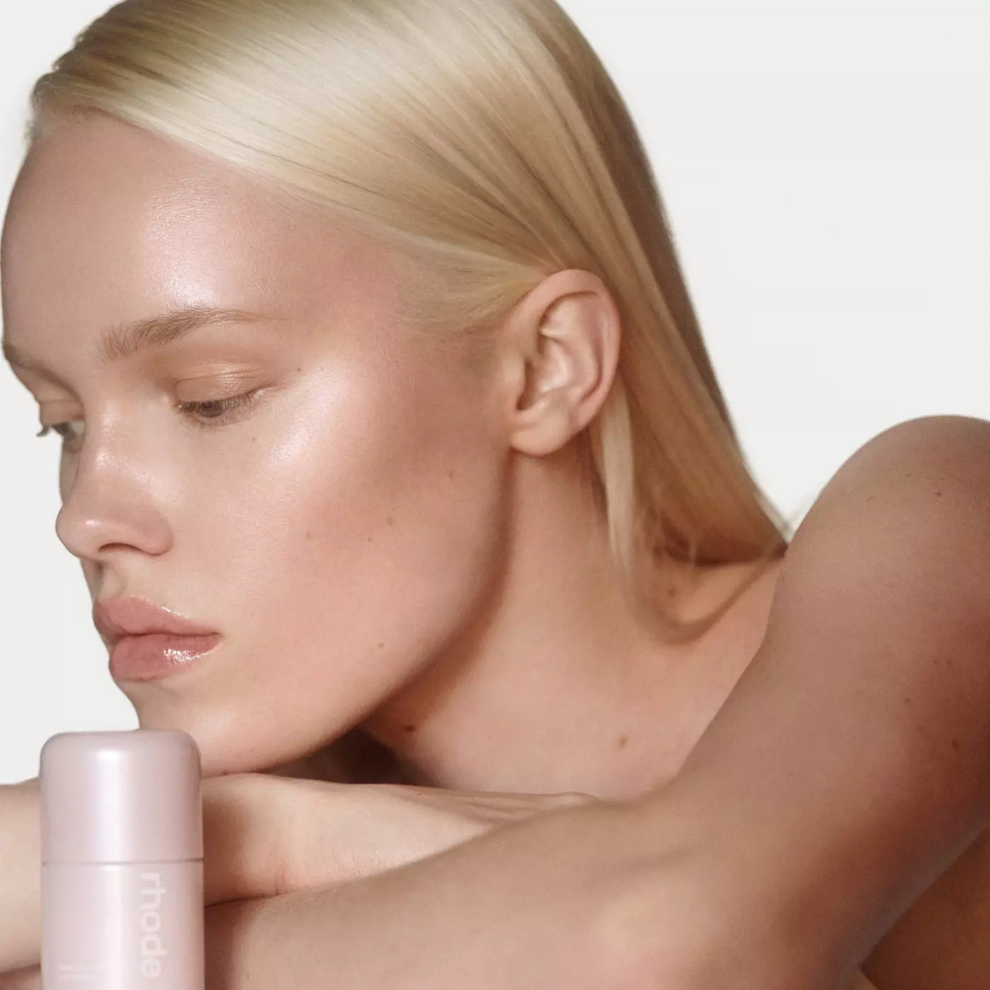 Rhode Highlight Milk Multipurpose Luminizer Shade 01