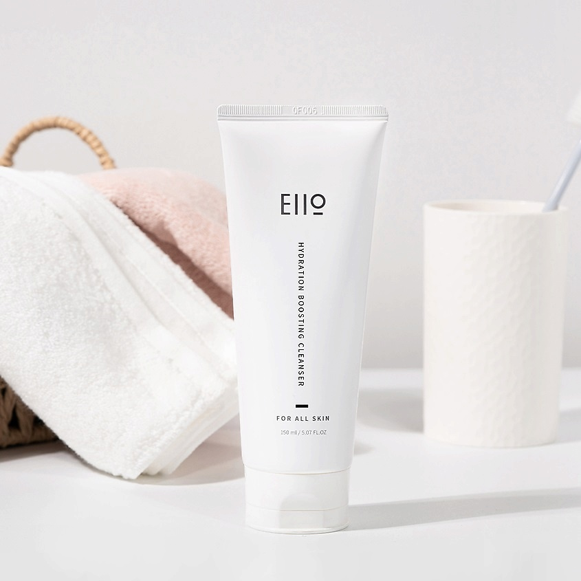 EIIO hydration boosting cleanser 150 ml